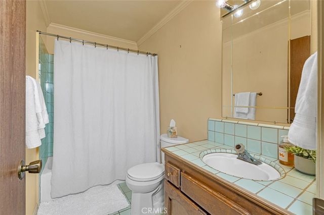 5030 Creek Front Road, Catheys Valley, CA 95306