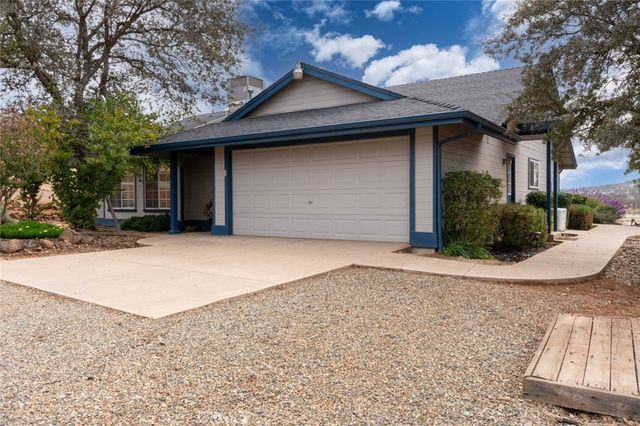 5030 Creek Front Road, Catheys Valley, CA 95306