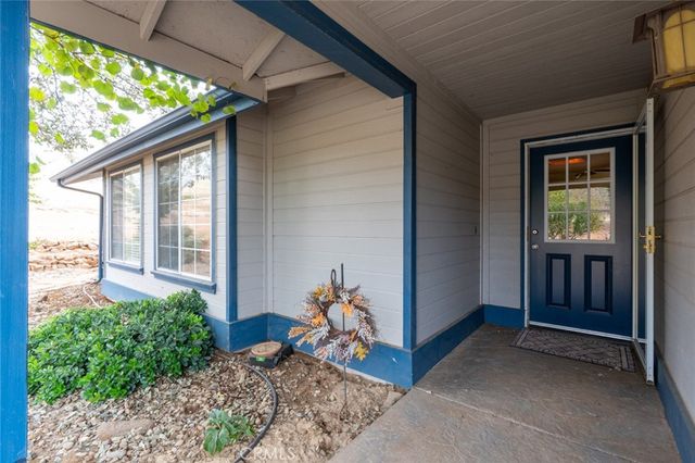 5030 Creek Front Road, Catheys Valley, CA 95306