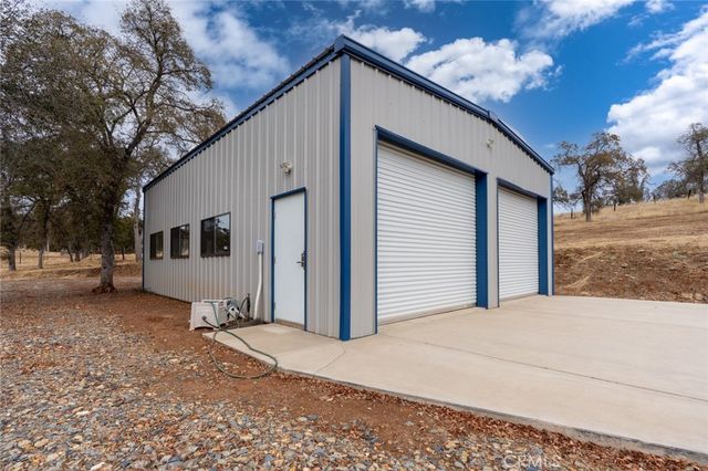 5030 Creek Front Road, Catheys Valley, CA 95306