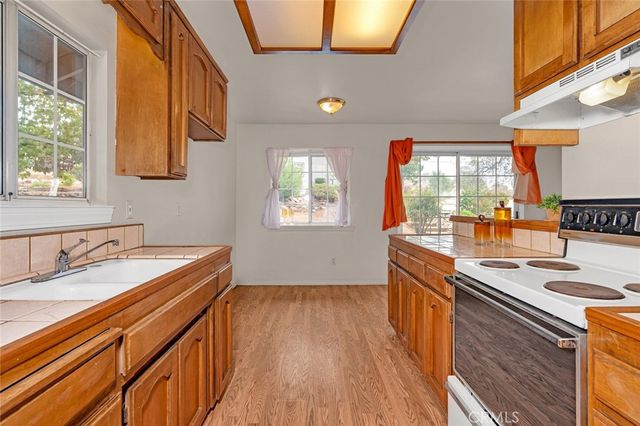 5030 Creek Front Road, Catheys Valley, CA 95306