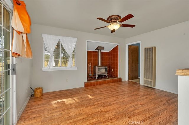 5030 Creek Front Road, Catheys Valley, CA 95306