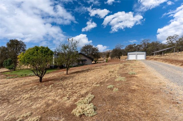 5030 Creek Front Road, Catheys Valley, CA 95306