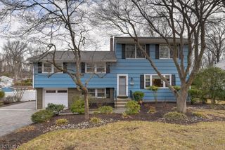 174 Grove Ave, Metuchen Boro, NJ 08840