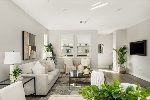 4327 Blazing Star, Yorba Linda, CA 92886