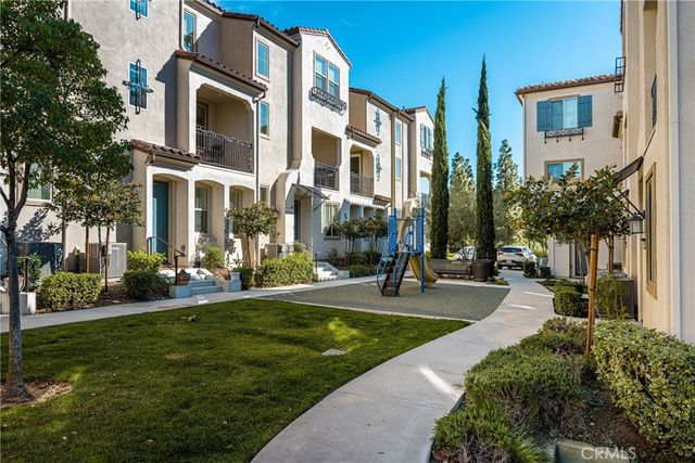 4327 Blazing Star, Yorba Linda, CA 92886