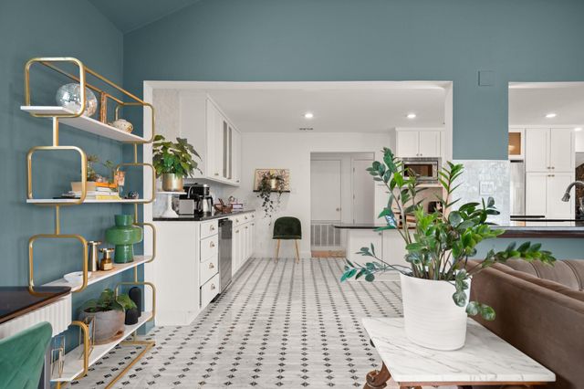 10700 Windridge DR, Austin, TX 78759