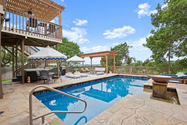 10700 Windridge DR, Austin, TX 78759