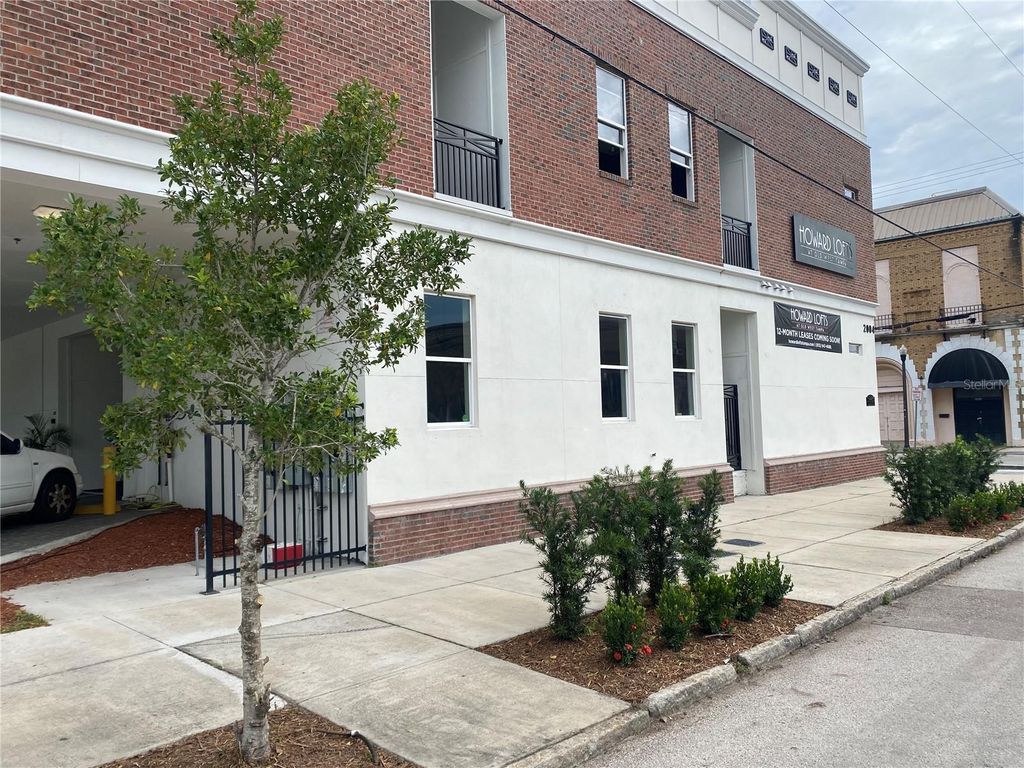 2004 N HOWARD AVENUE 203, Tampa, FL 33607