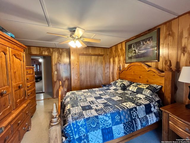 104 SD 14070, Rocksprings, TX 78880