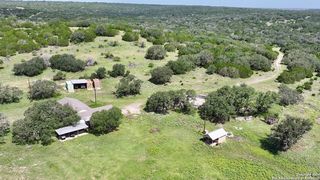 104 SD 14070, Rocksprings, TX 78880