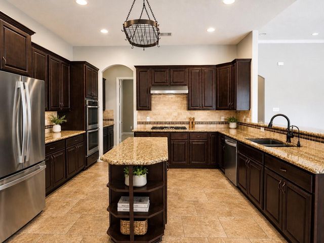 5118 Landon Lane, Baytown, TX 77523