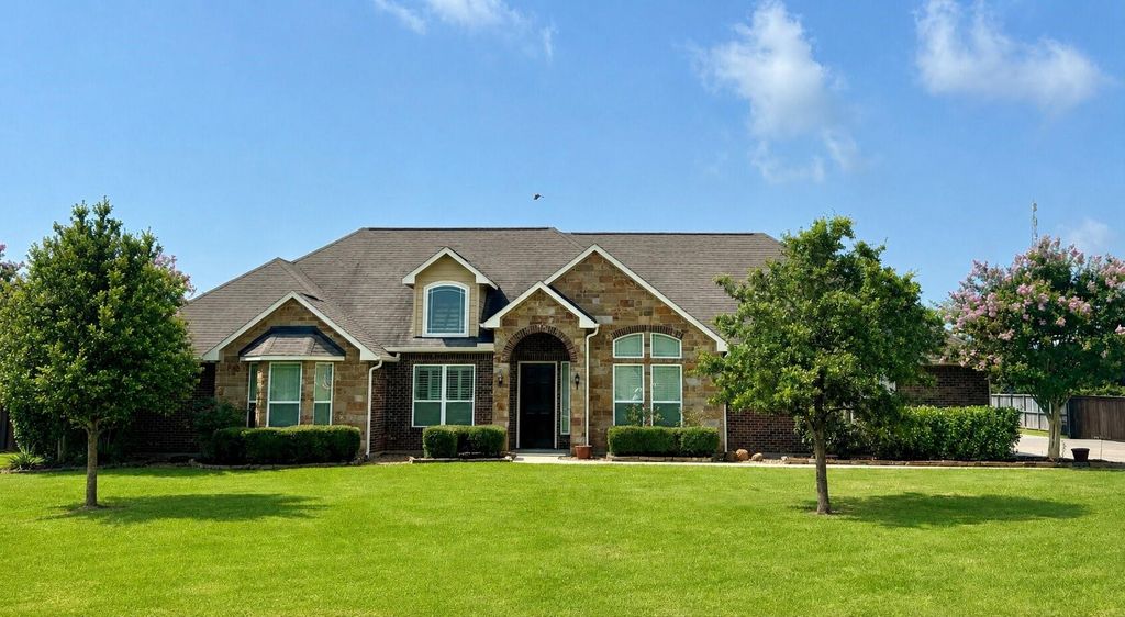 5118 Landon Lane, Baytown, TX 77523