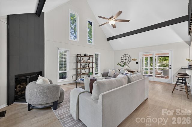 1068 Gauguin Lane, Tega Cay, SC 29708
