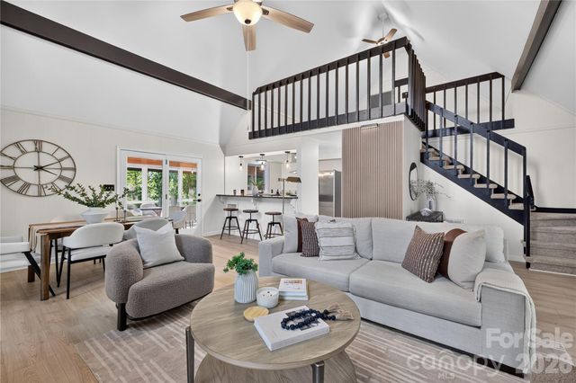 1068 Gauguin Lane, Tega Cay, SC 29708