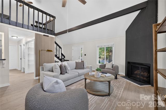 1068 Gauguin Lane, Tega Cay, SC 29708