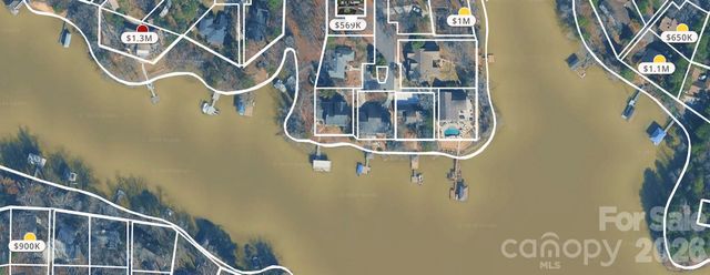 1068 Gauguin Lane, Tega Cay, SC 29708