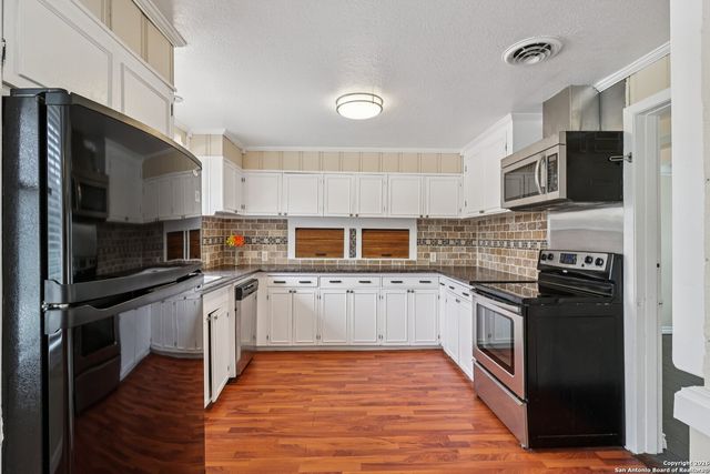 4921 Hodges, Leon Valley, TX 78238