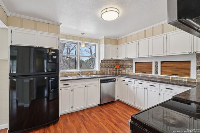 4921 Hodges, Leon Valley, TX 78238