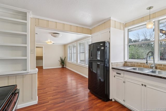 4921 Hodges, Leon Valley, TX 78238