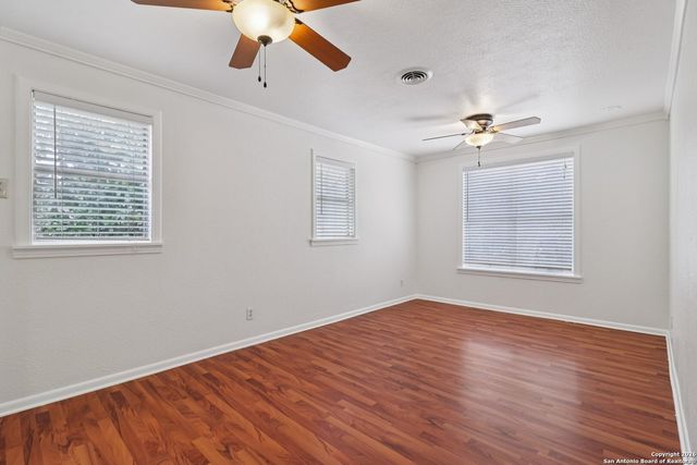 4921 Hodges, Leon Valley, TX 78238