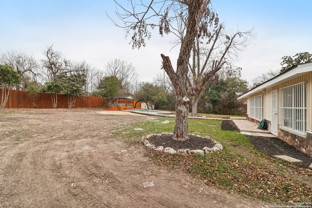 4921 Hodges, Leon Valley, TX 78238