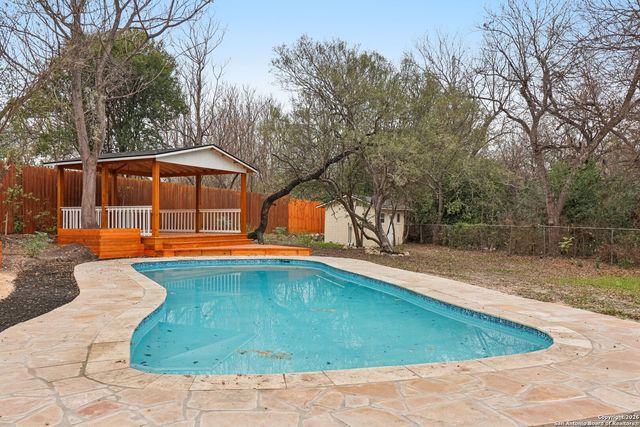 4921 Hodges, Leon Valley, TX 78238