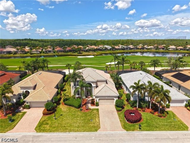 9116 Links DR, Fort Myers, FL 33913