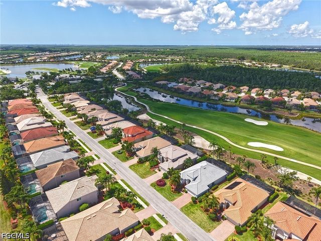 9116 Links DR, Fort Myers, FL 33913