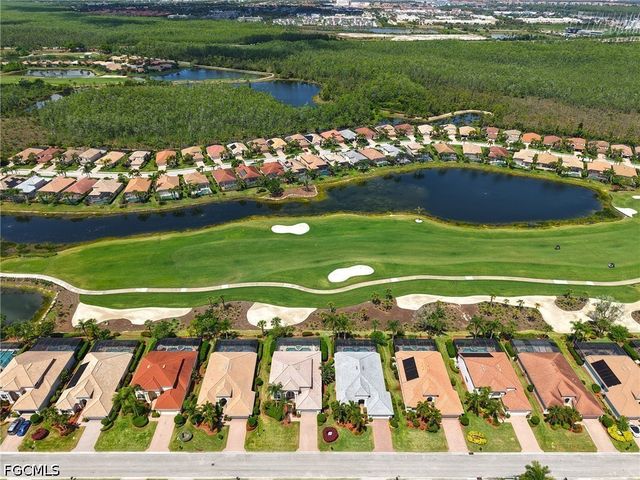 9116 Links DR, Fort Myers, FL 33913