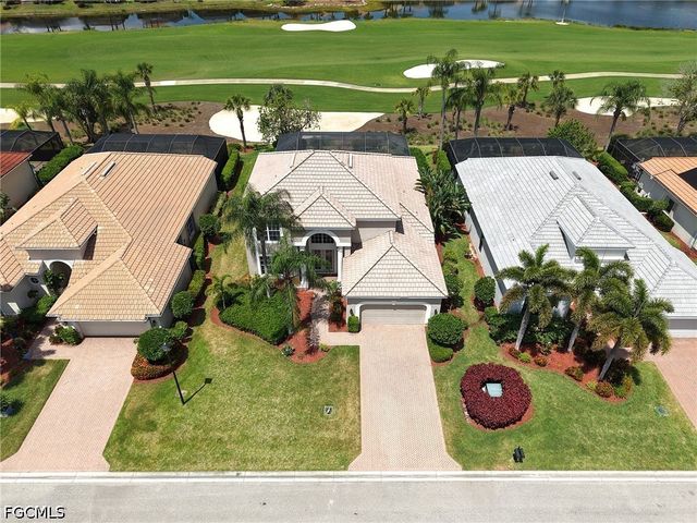 9116 Links DR, Fort Myers, FL 33913