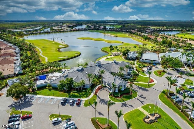 9116 Links DR, Fort Myers, FL 33913