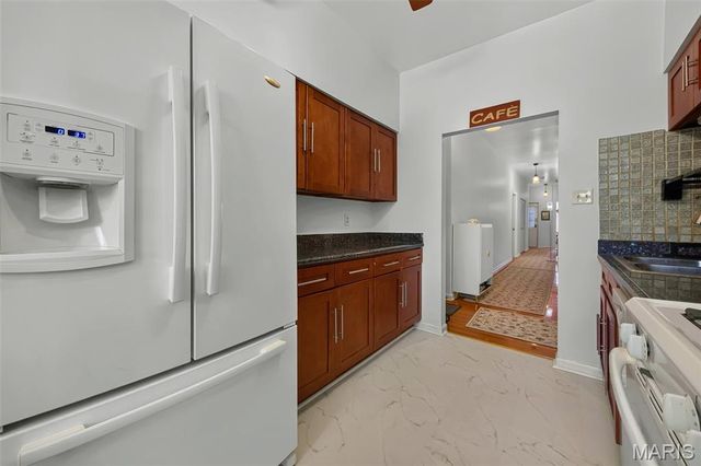 5553 Waterman Boulevard 1E, St Louis, MO 63112