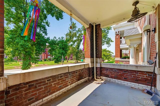 5553 Waterman Boulevard 1E, St Louis, MO 63112