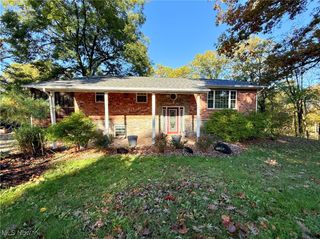 905 Ridgewood Boulevard, Belpre, OH 45714