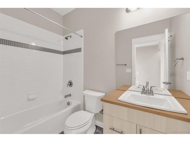 4305 Osage St, Denver, CO 80211