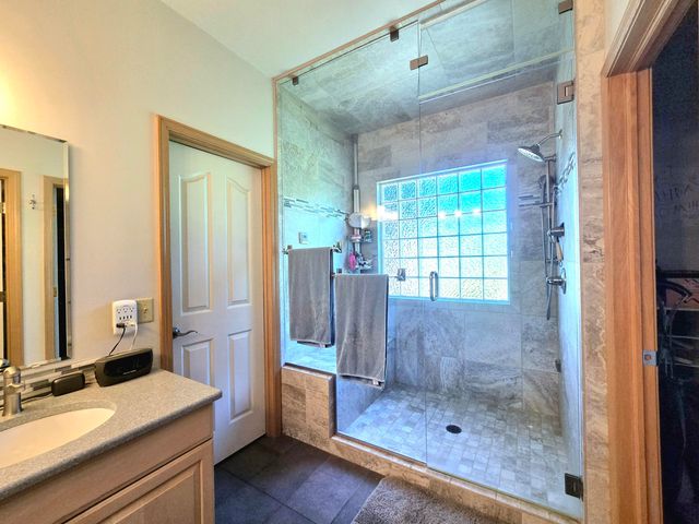 594 Springwood Drive, Oshtemo Twp, MI 49009