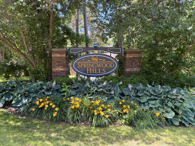 594 Springwood Drive, Oshtemo Twp, MI 49009
