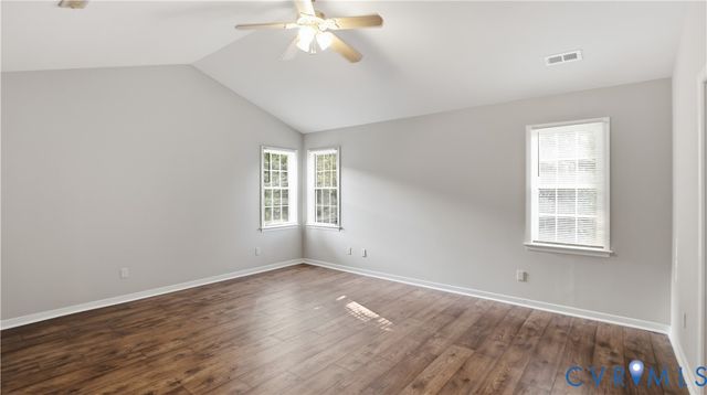 12124 Swift Crossing Dr, Midlothian, VA 23112