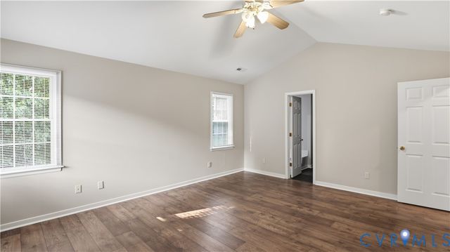 12124 Swift Crossing Dr, Midlothian, VA 23112