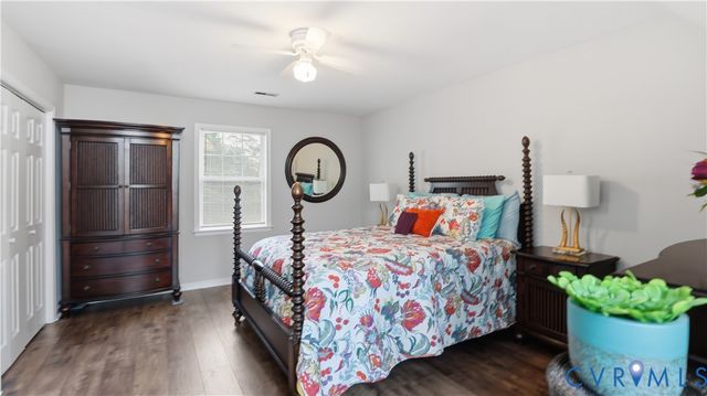 12124 Swift Crossing Dr, Midlothian, VA 23112