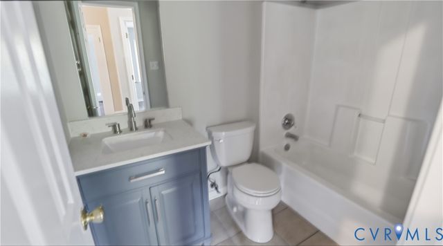 12124 Swift Crossing Dr, Midlothian, VA 23112
