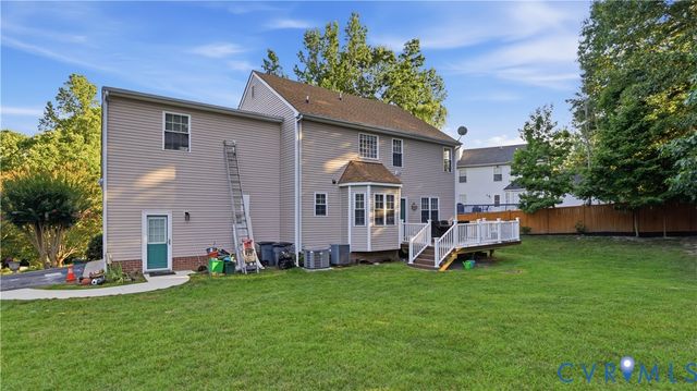 12124 Swift Crossing Dr, Midlothian, VA 23112