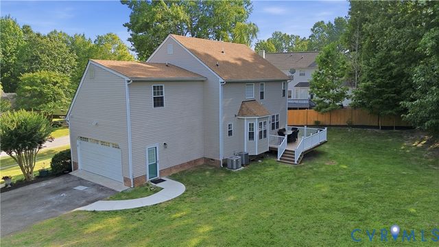 12124 Swift Crossing Dr, Midlothian, VA 23112