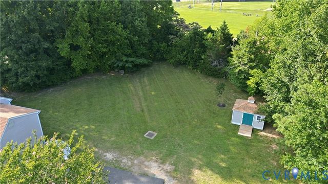 12124 Swift Crossing Dr, Midlothian, VA 23112