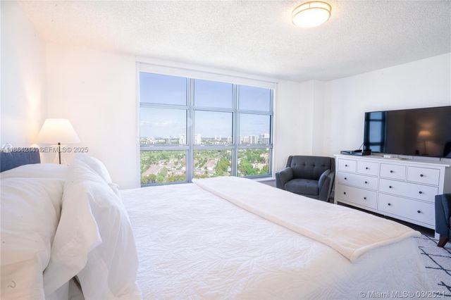 3530 Mystic Pointe Drive 2509, Aventura, FL 33180