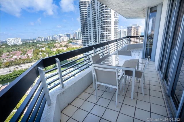 3530 Mystic Pointe Drive 2509, Aventura, FL 33180