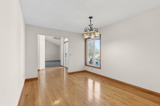 3113 Chandler Court, Burnsville, MN 55337