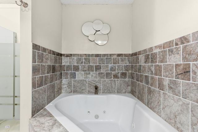 3113 Chandler Court, Burnsville, MN 55337