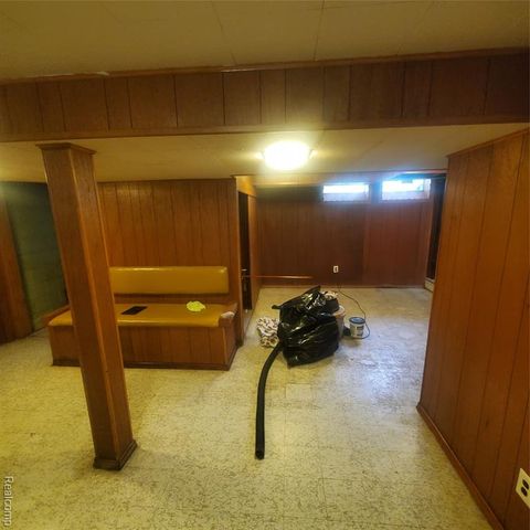 18918 Hartwell Street, Detroit, MI 48235